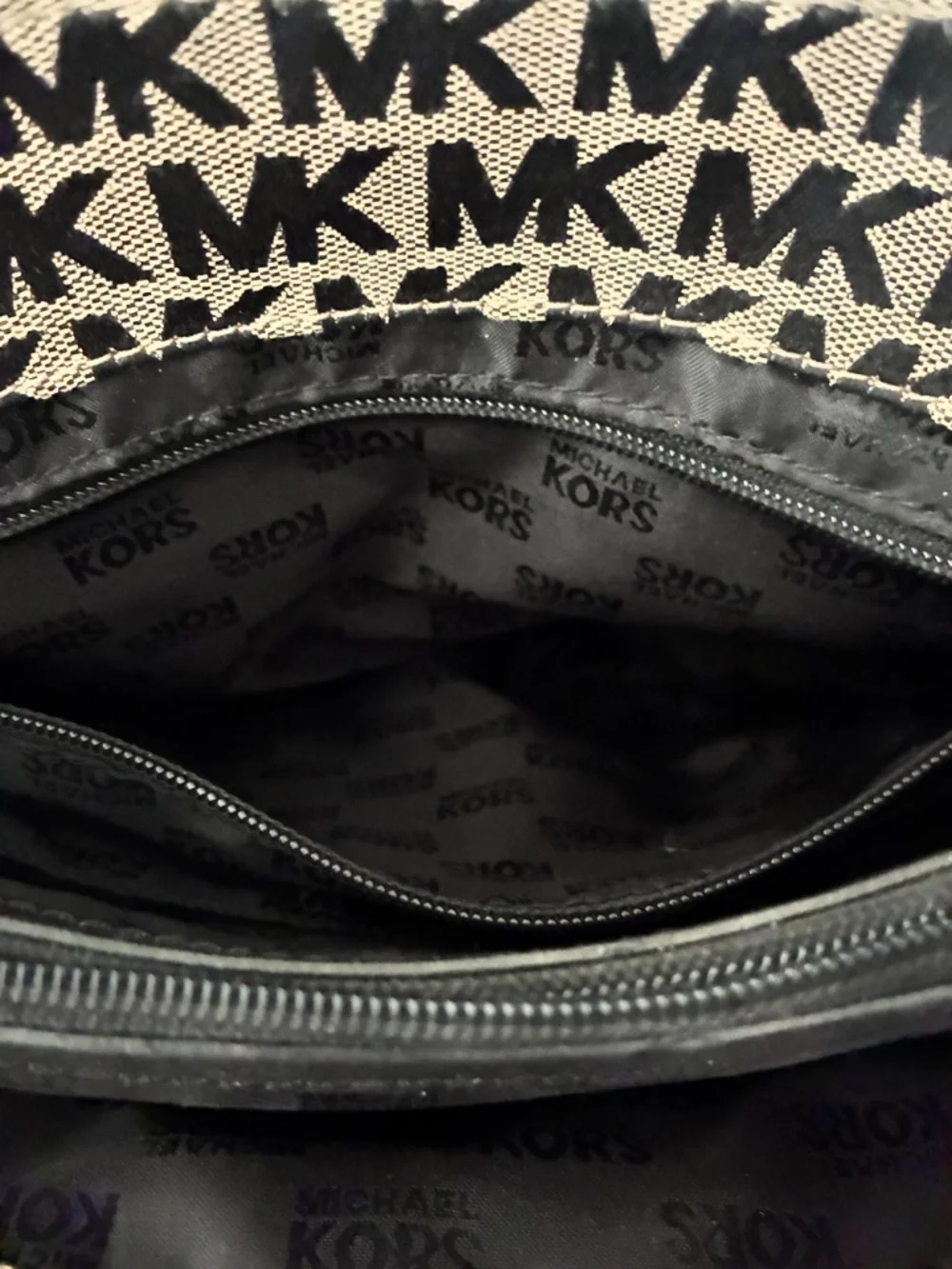 Michael Kors bag - Picture 4 of 4